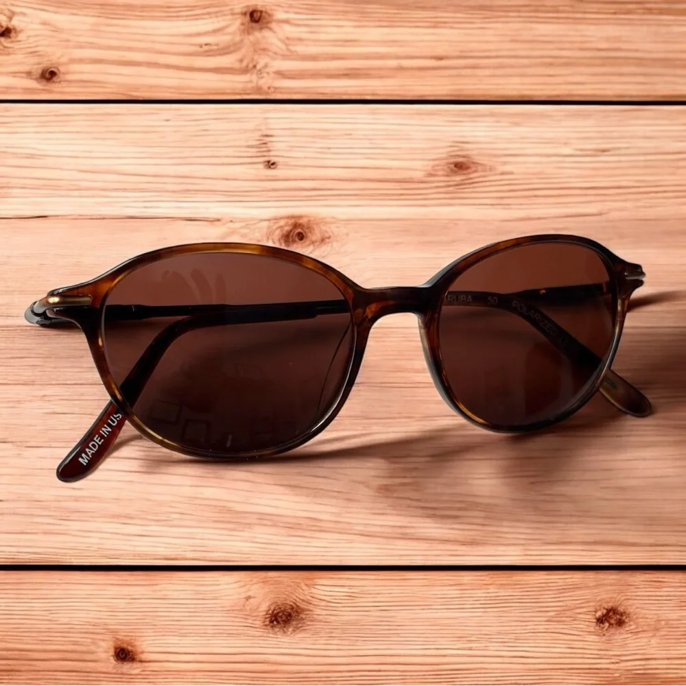 Hobie vintage Aruba spring hinge metal copper arm polarized tortoise sunglasses